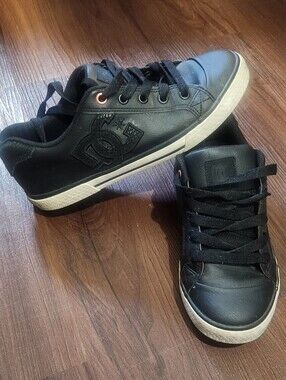DC Black Low-Top Sneakers with Cream Soles